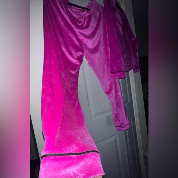 Juicy Couture raspberry velour 2Pc Pajama Set size XL - Picture 3 of 8